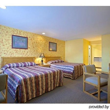 Americas Best Value Inn Роузбърг Стая снимка